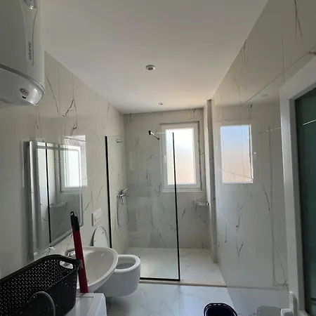 Suli Apartment *