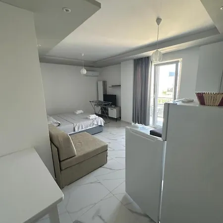 Suli Apartment *